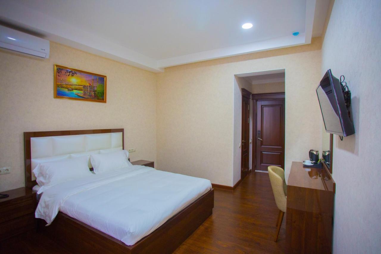 Hotel Ayni Ντουσαμπέ Εξωτερικό φωτογραφία
