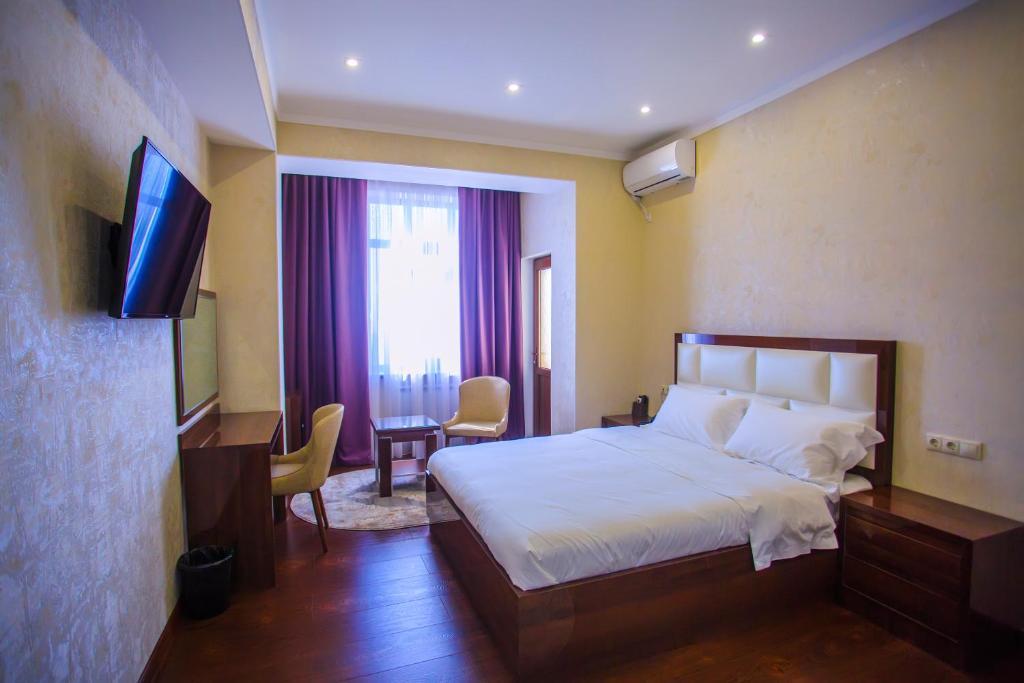Hotel Ayni Ντουσαμπέ Εξωτερικό φωτογραφία