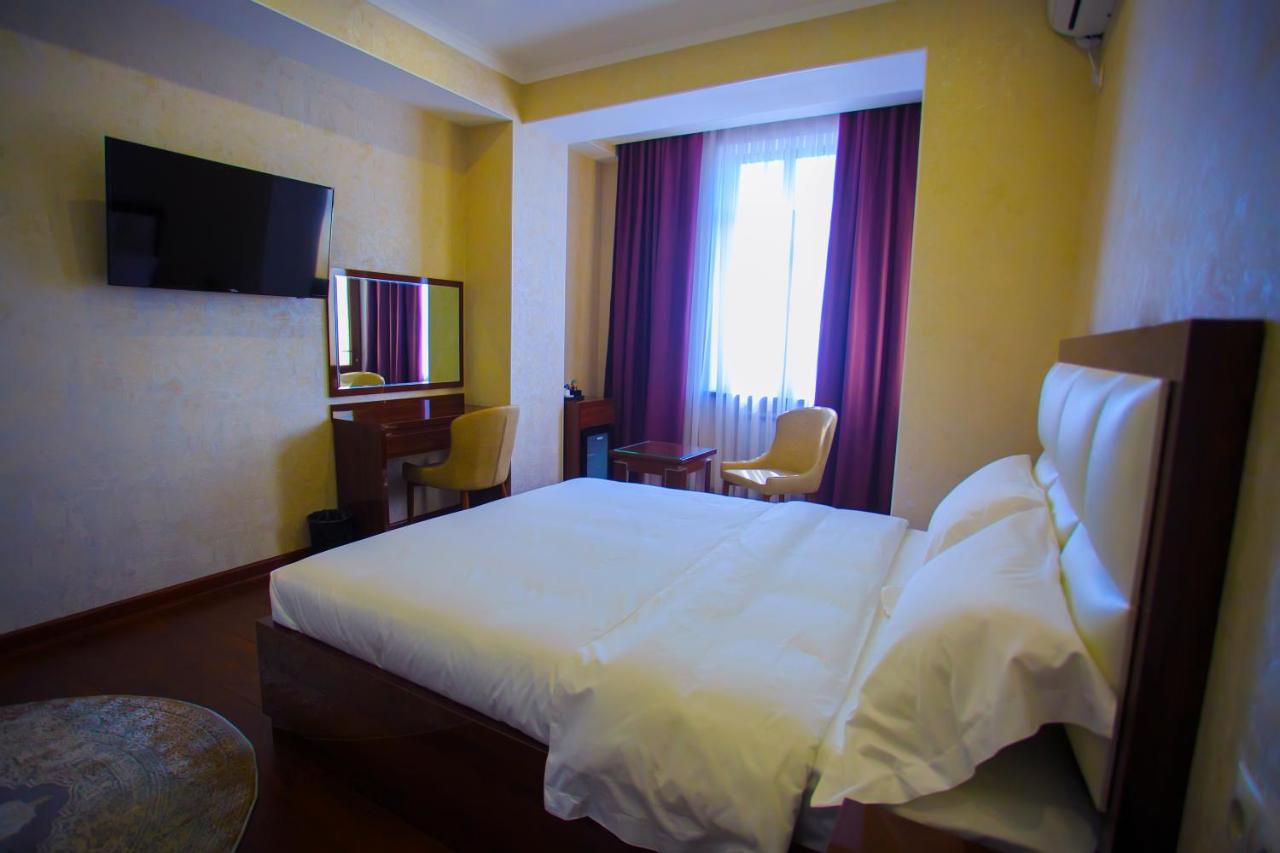 Hotel Ayni Ντουσαμπέ Εξωτερικό φωτογραφία