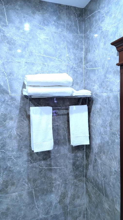 Hotel Ayni Ντουσαμπέ Εξωτερικό φωτογραφία