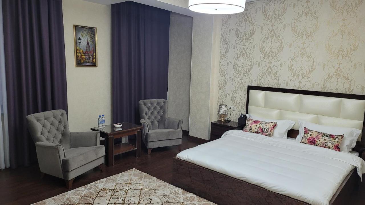 Hotel Ayni Ντουσαμπέ Εξωτερικό φωτογραφία